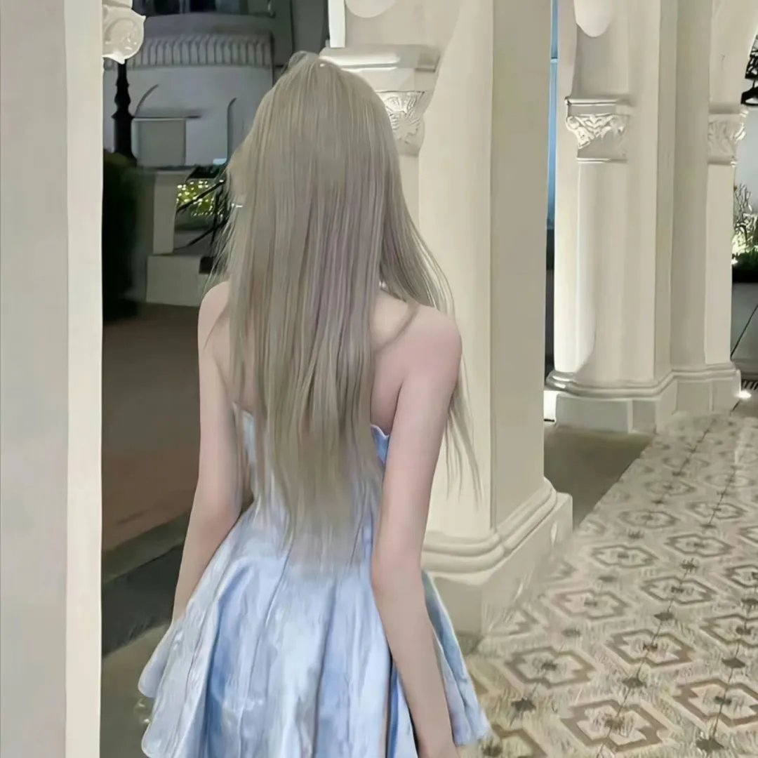 运动鞋